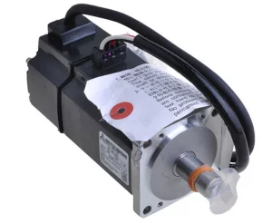 Серводвигатель  HC-PQ033B-UE оснащен тормозом